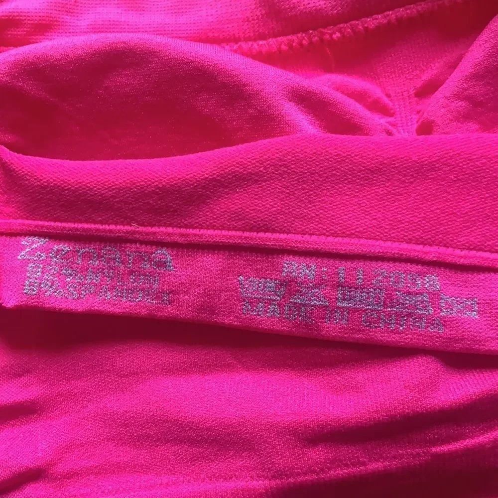 New Zenana Hot pink bandeau bra - Picture 5 of 5